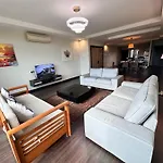 Aa Residen Luxury Condo Homestay 18Mins Walk Tanjung Aru Beach & Golf Course, Not Beach Side Resort