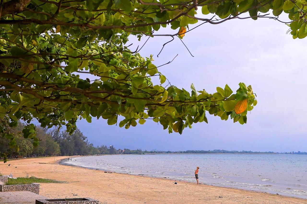 Apartment Aa Residen Luxury 18mins Walk Tanjung Aru & Golf Course, Not Side Kota Kinabalu