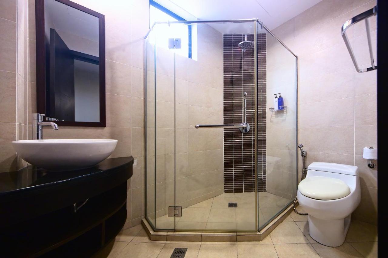 Aa Residen Luxury 18mins Walk Tanjung Aru & Golf Course, Not Side *
