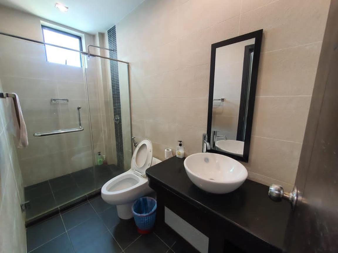 Aa Residen Luxury 18mins Walk Tanjung Aru & Golf Course, Not Side * Kota Kinabalu