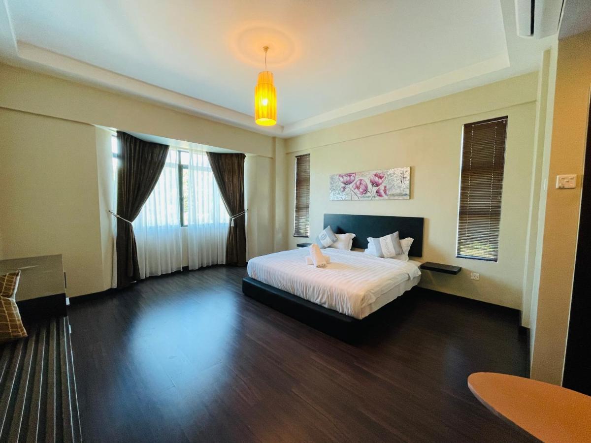Aa Residen Luxury 18mins Walk Tanjung Aru & Golf Course, Not Side *